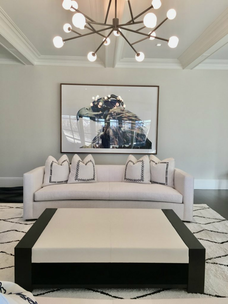 Luxury lives in Mode Interior Designs luxury interior design Luxury Interior Design lives in Mode Interior Designs HAMPTON RESIDENTIAL ART CONSULTANCY AND INTERIOR DESIGN SERVICES Living Room