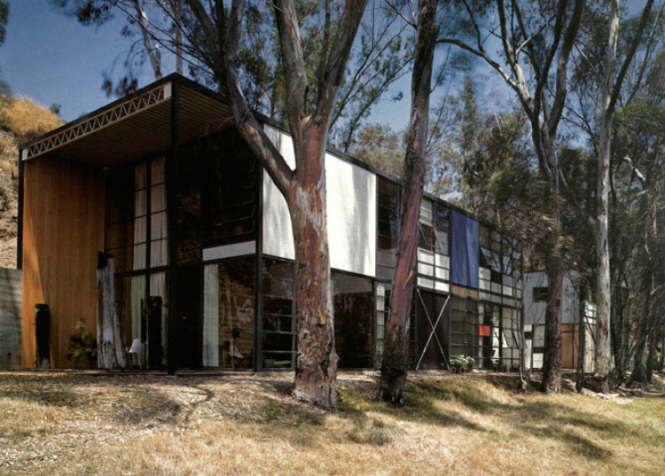 Mid-Century Modern mid-century modern 10 Mid-Century Modern Homes by World Acclaimed Designers Eames House Case Study House No