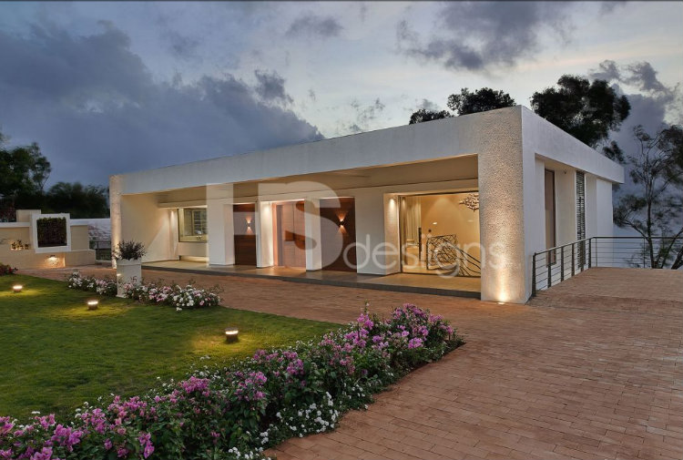 HS Desiigns - Panchgani Bungalow hs desiigns HS Desiigns: Balance Between Functionality and Innovations HS Desiigns Panchgani Bungalow