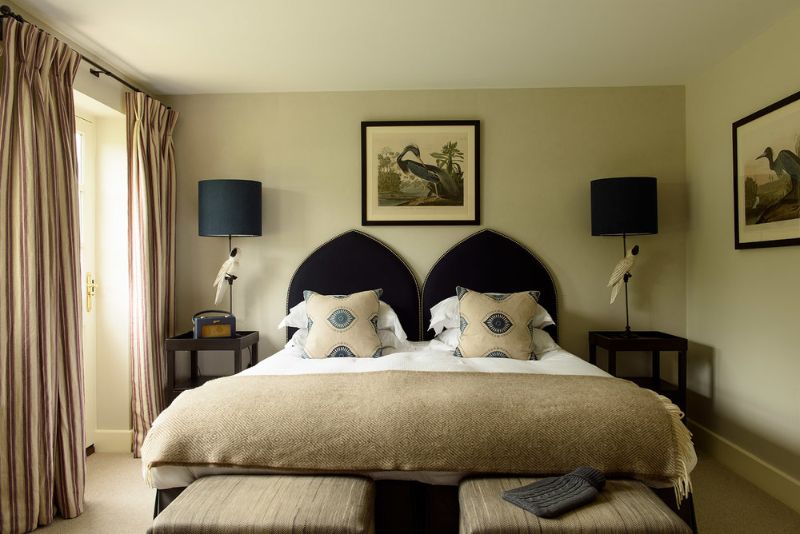 Flora Soames Eclectic Bedroom and Living Room Ideas flora soames Flora Soames Eclectic Bedroom and Living Room Ideas Flora Soames     Country Pub Hotel BEDROOM