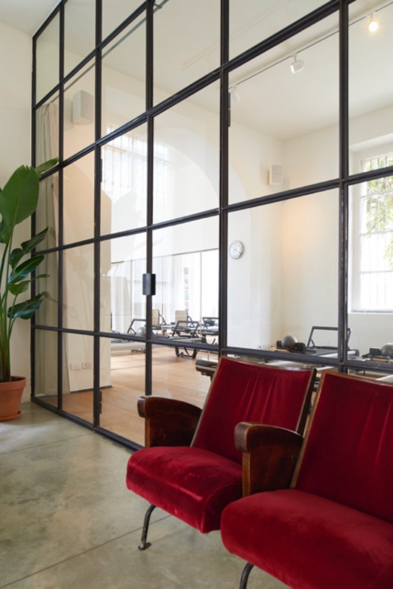 Modern Interior Design by TOMO Architects to be Inspired By tomo architects Modern Interior Design by TOMO Architects to be Inspired By VIALE CRISPI Modern Interior Design by TOMO Architects to be Inspired By
