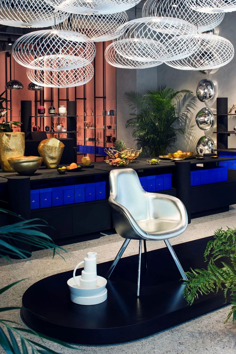 Tom Dixon tom dixon Tom Dixon, A Brilliant Interior Designer With Unique Furniture Tom Dixon THE BOTTLE CONCEPT