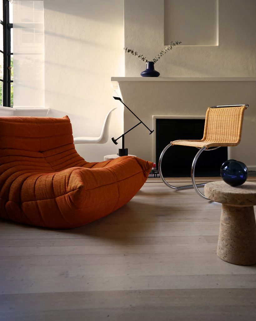 interior designers in melbourne Interior Designers in Melbourne’s Guide to Breathtaking Interiors Portrait apartment 819x1024