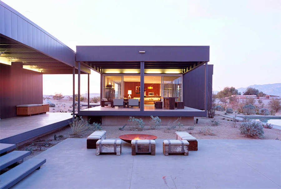 DESERT HOUSE Marmol Radziner architecture outside view of the fire pit. marmol radziner Marmol Radziner: Nature Inspired Architecture rd deserthouse4