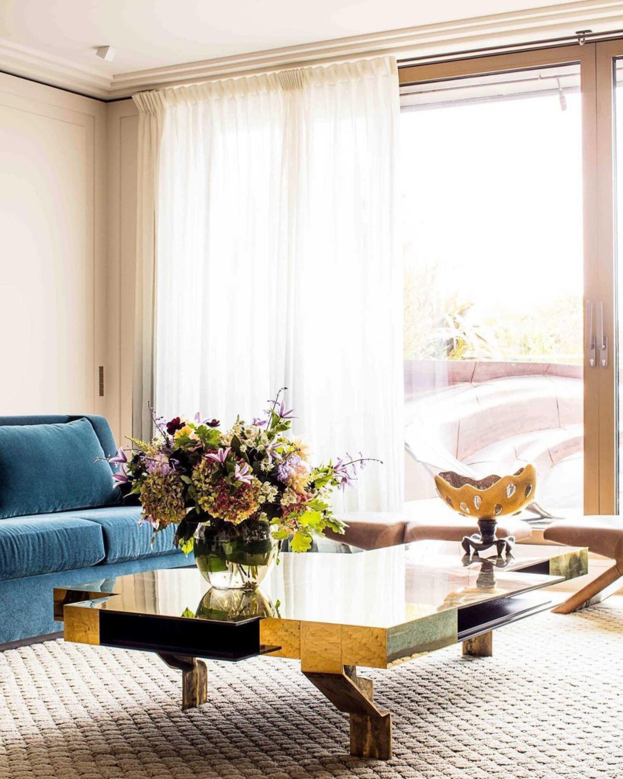 Charles Zana Presents its Residential Projects. Cheyne Garden, London project. living room with Blue and golden elements charles zana Charles Zana Presents its Residential Projects Charles Zana Presents its Residential Projects Cheyne garden900