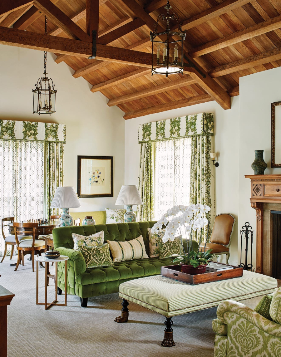 Living Room Decor Ideas from Mark. D. Sikes living room decor ideas Living Room Decor Ideas from Mark. D. Sikes Dining Room Decor Ideas from Mark