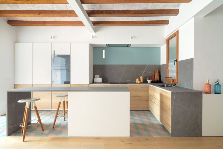 kitchen, white and brown stools, kitchen bar, cabinets, sink nook architects Nook Architects Best Interior Designs Nook Architects Best Interior Designs1 9 1