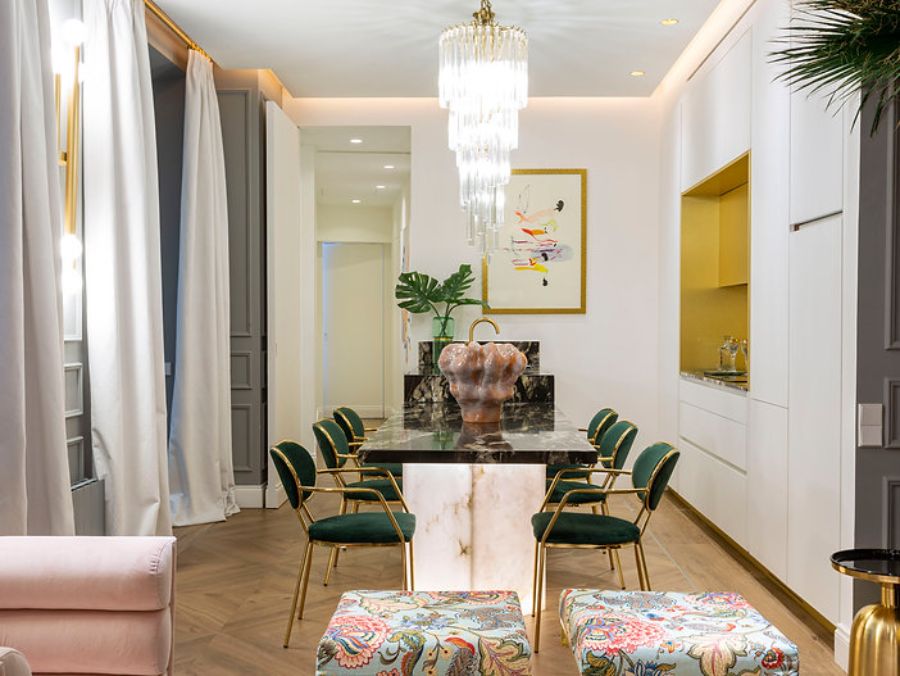 dining room by miguel muños estudio with green chairs and marble table miguel muñoz estudio Miguel Muñoz Estudio Modern Style Inspirations Miguel Munoz Estudio Modern Style Inspirations1 5 1