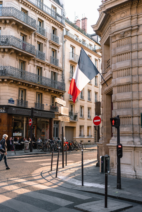 ultimate guide to paris Ultimate Guide to Paris for an Interior Design Lover pexels matt hardy 2272939 1