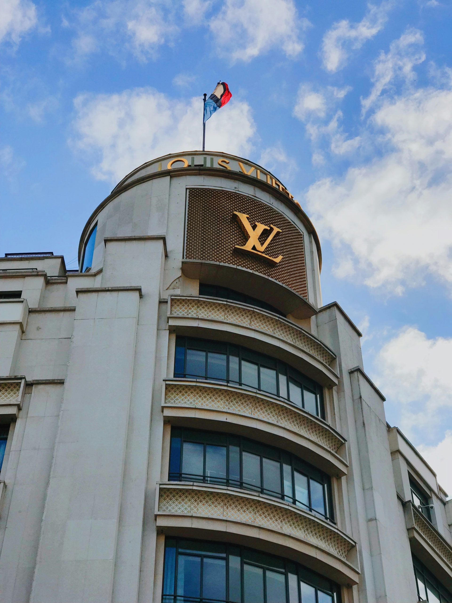 Embracing Luxury: First Louis Vuitton Hotel Takes Shape in Paris louis vuitton hotel Embracing Luxury: First Louis Vuitton Hotel Takes Shape in Paris Louis Vuitton scaled