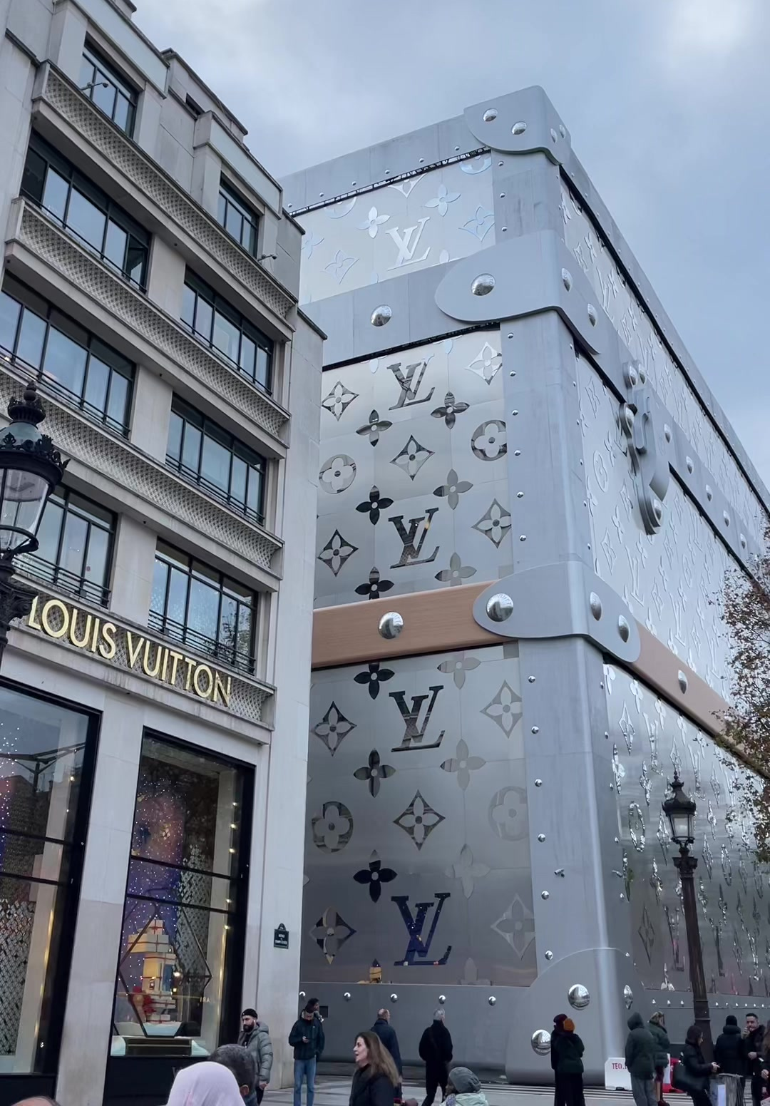 Embracing Luxury: First Louis Vuitton Hotel Takes Shape in Paris louis vuitton hotel Embracing Luxury: First Louis Vuitton Hotel Takes Shape in Paris Louis Vuitton