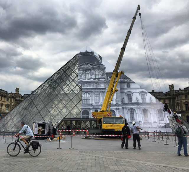 Artist JR Transforms The Musée du Louvre With Optical Illusion (2)