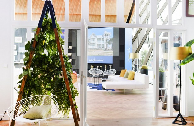 Euro 2016 Exclusive A Luxury Apartment Inside the Eiffel Tower (1)