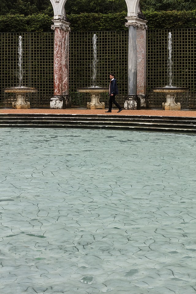Spatial Interventions In The Palace of Versailles By Olafur Eliasson (4)