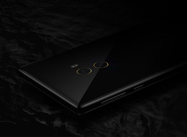 Philippe Starck Designs Display Smartphone For Xiaomi