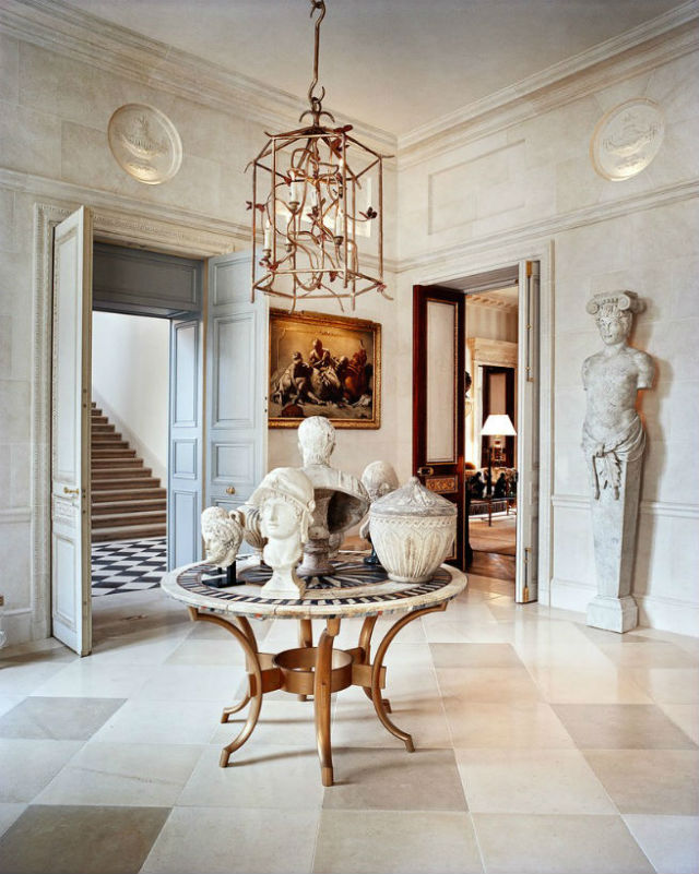 The Interior Designs of François Catroux Put Together in a New Book