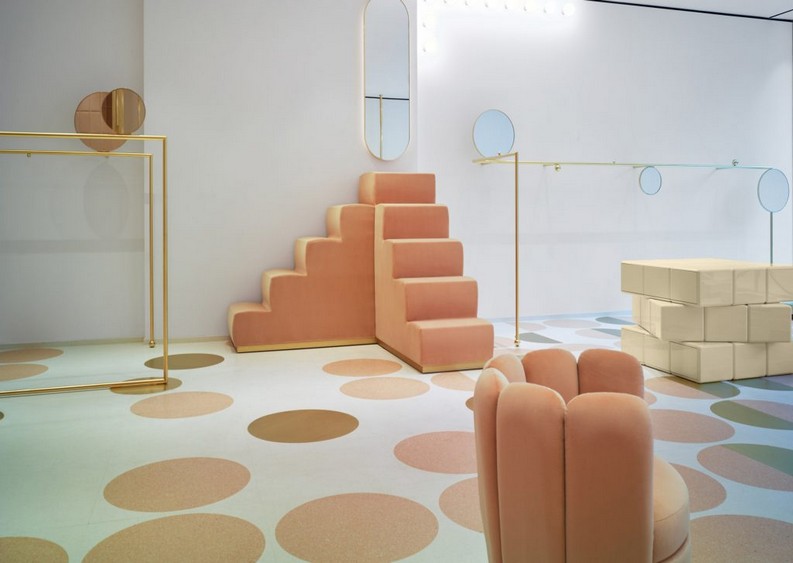 RED Valentino Store