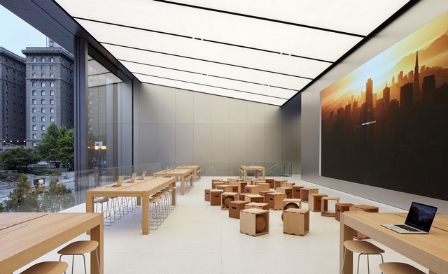 London apple store