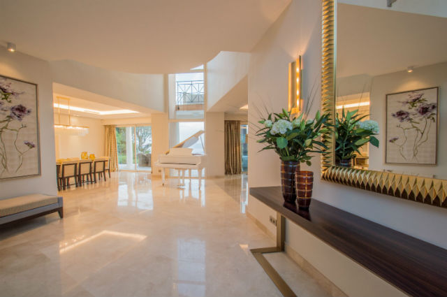 Luxoria Interiors Teams Up With BRABBU For a Residential Project