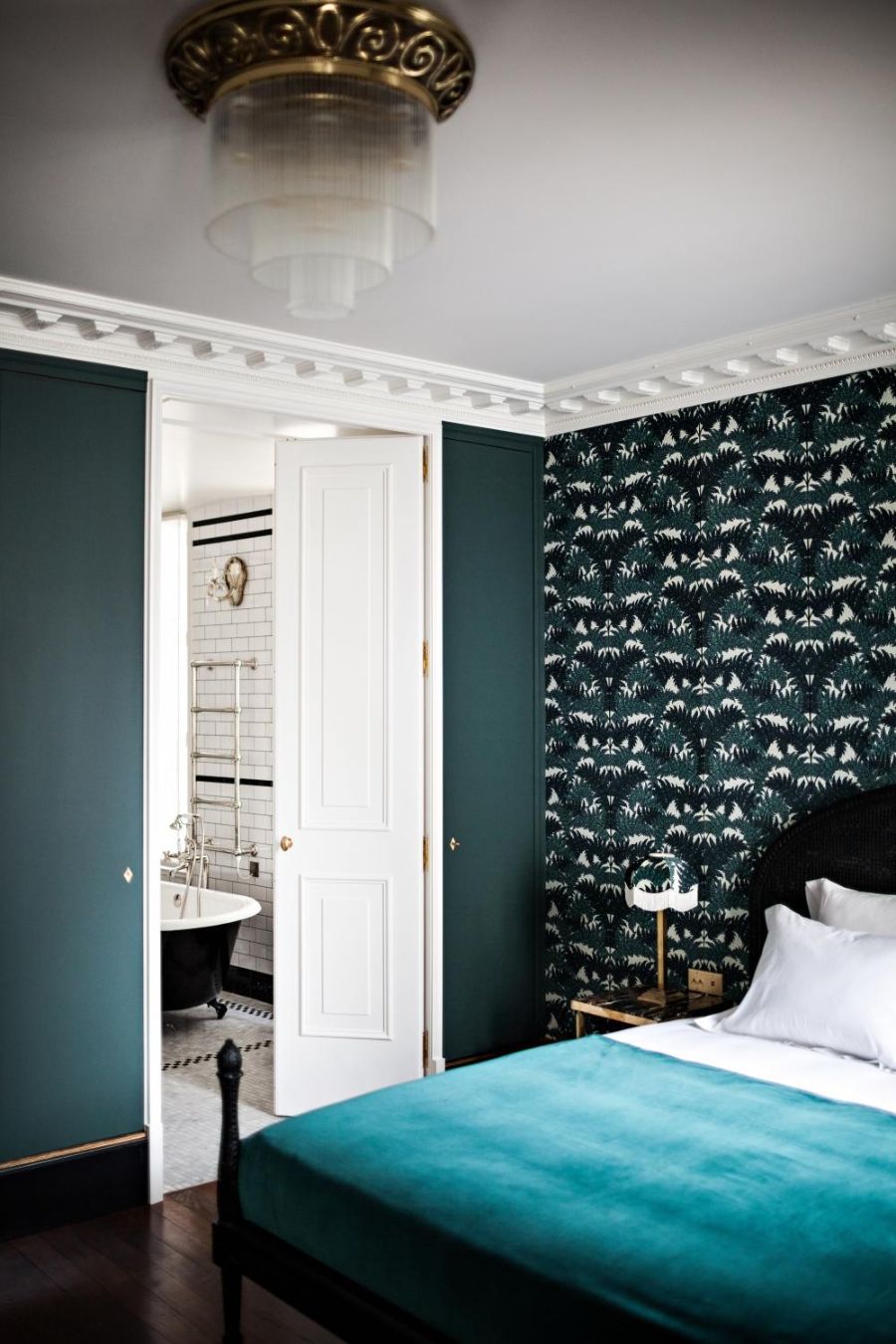 Hotel Providence - The Real Parisian Experience