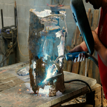 BRABBU handcraft pieces: this is how BRABBU production works to produce the best designs with the best materials
