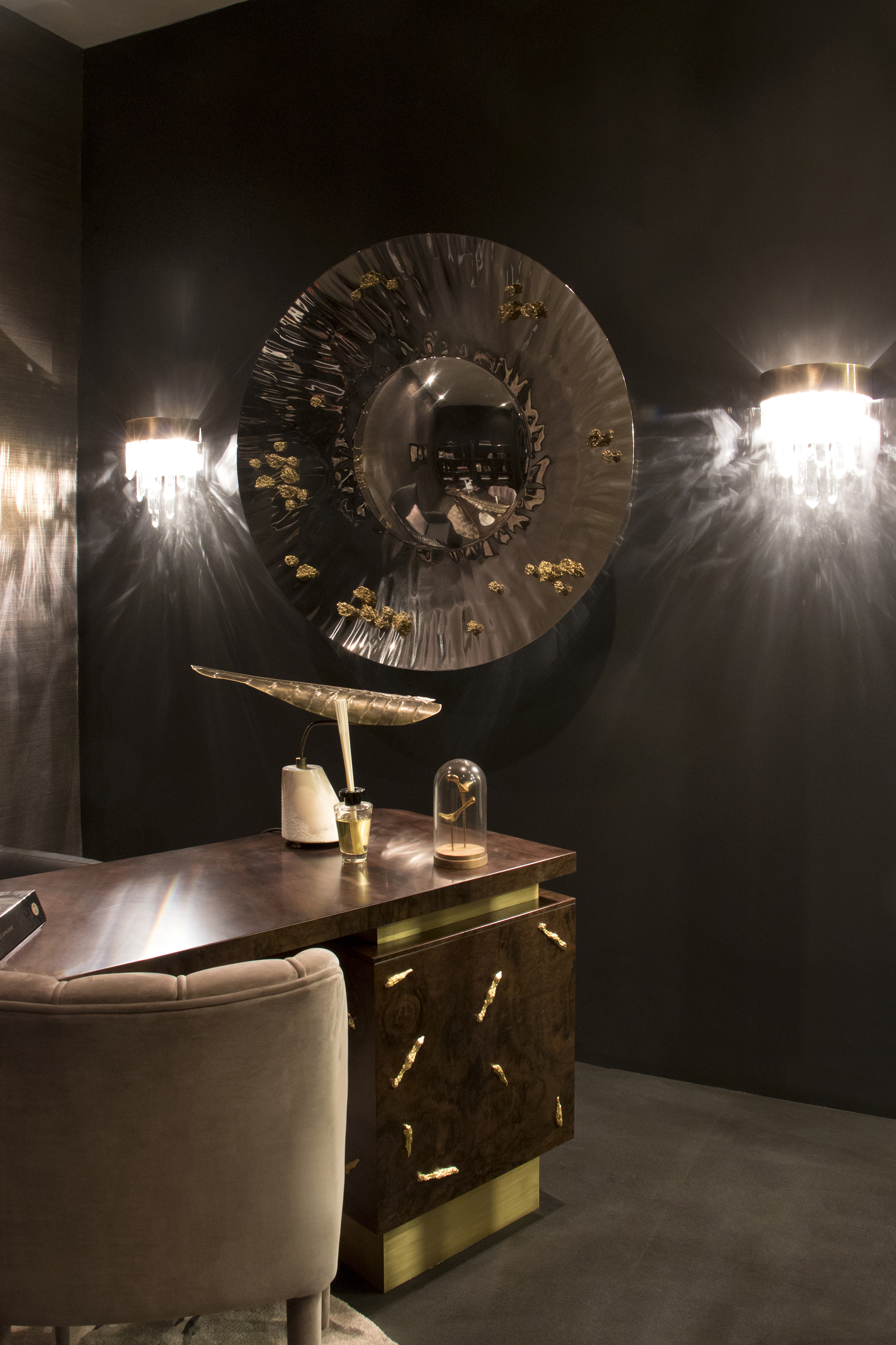 Brabbu Apartment: the office